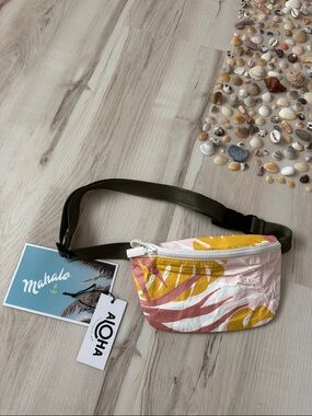 Aloha collection fanny pack